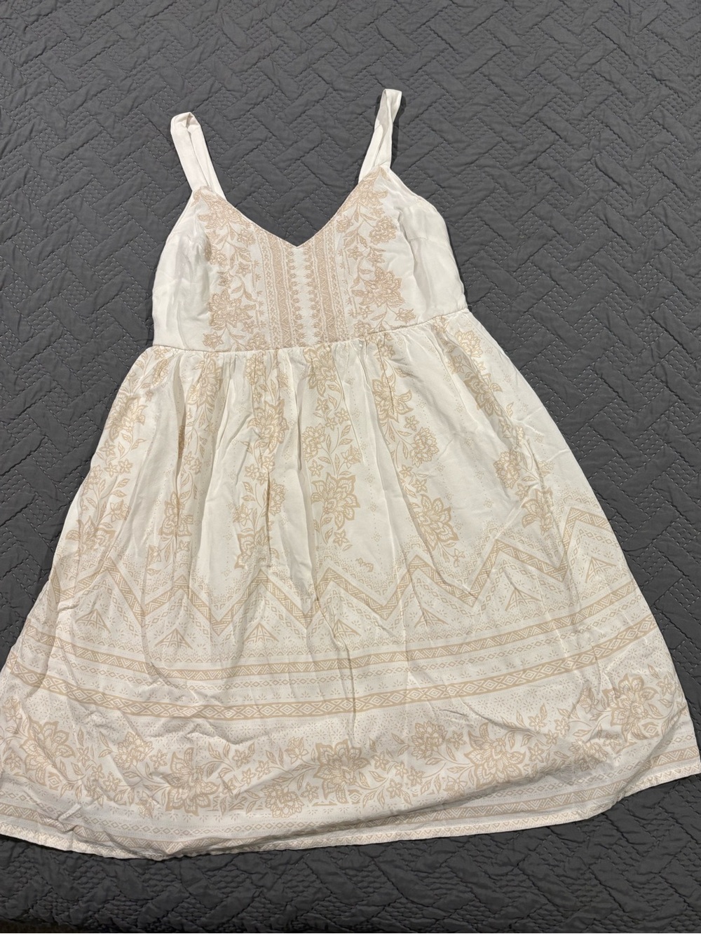 Jessica Simpson Cream Mini Dress with Beige Floral Embroidery